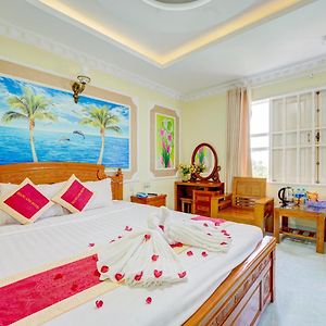 Deluxe Double Room Bath